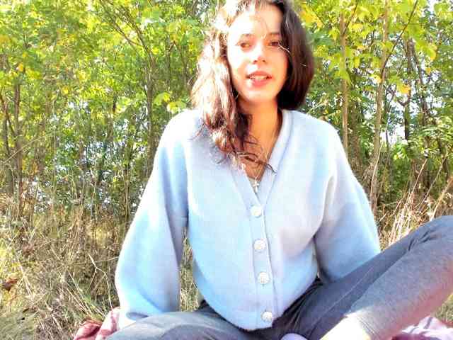 Honeykrisspussy webcam