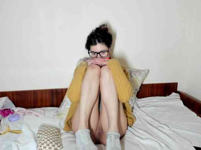 Honeykrisspussy webcam