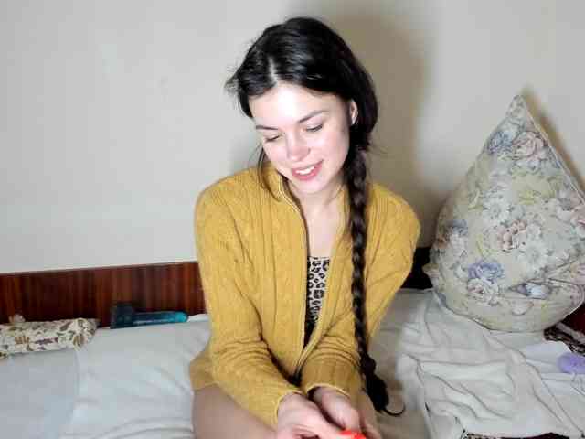 Honeykrisspussy webcam