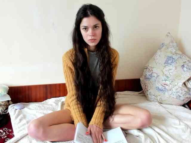 Honeykrisspussy webcam