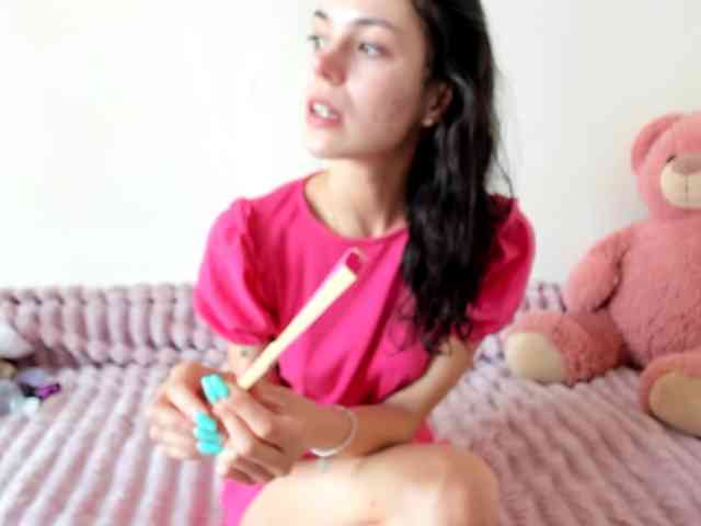 Honeykrisspussy webcam