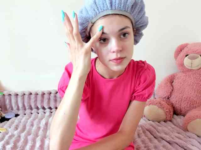 Honeykrisspussy webcam