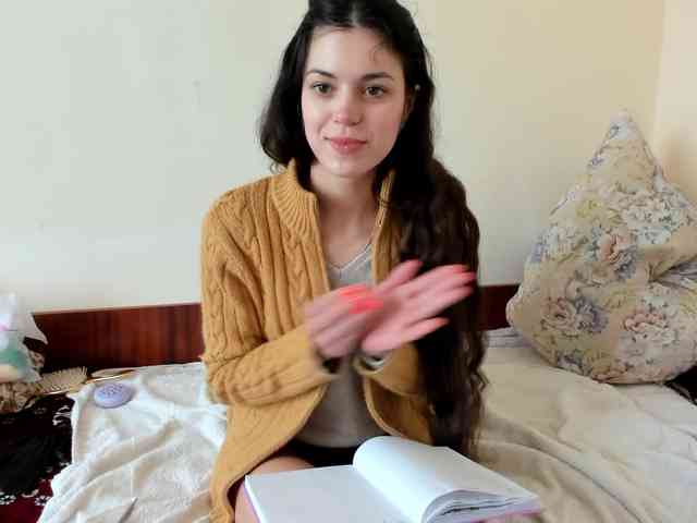 Honeykrisspussy webcam