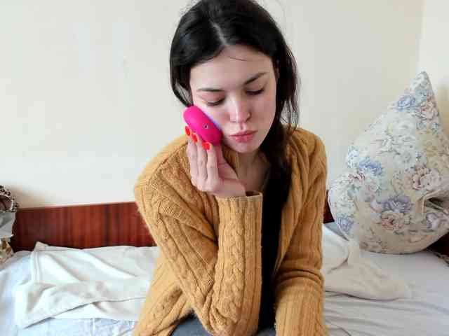 Honeykrisspussy webcam