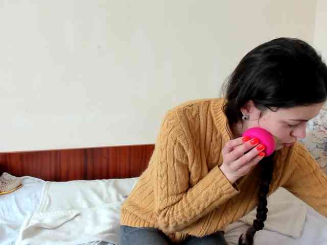 Honeykrisspussy webcam