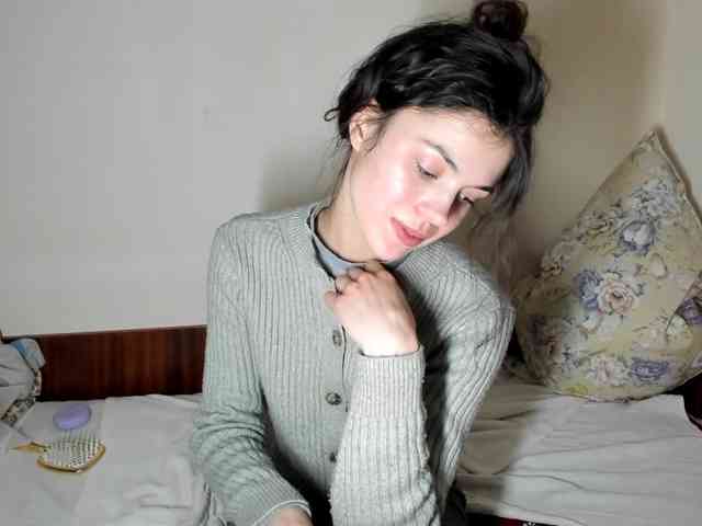 Honeykrisspussy webcam