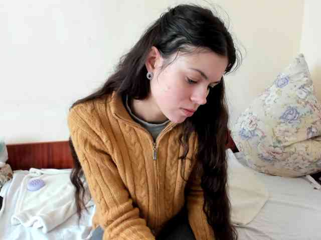 Модель: Honeykrisspussy