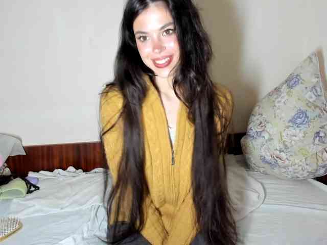 Honeykrisspussy webcam