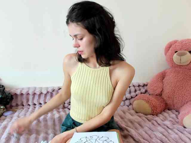 Honeykrisspussy webcam