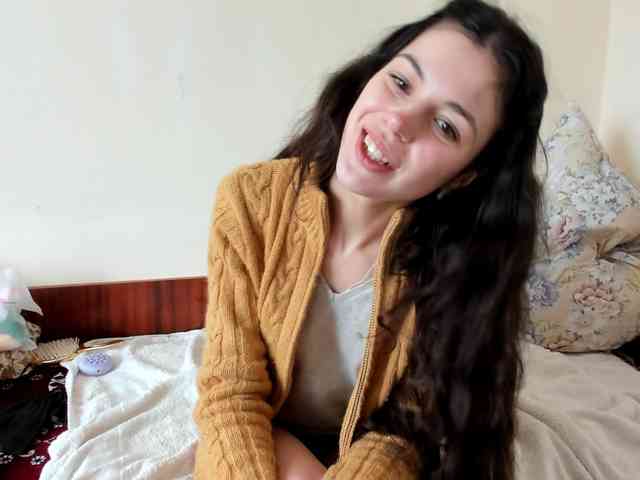 Honeykrisspussy webcam