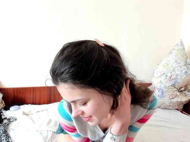 Honeykrisspussy webcam