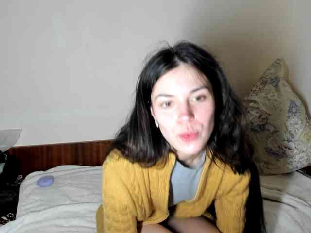 Honeykrisspussy webcam