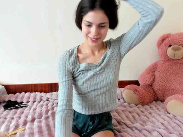 Honeykrisspussy webcam