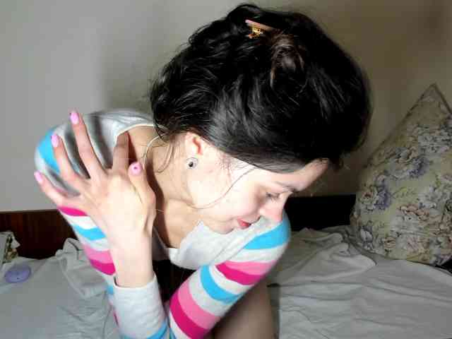 Honeykrisspussy webcam