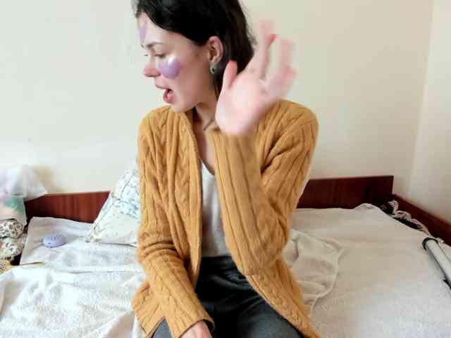 Honeykrisspussy webcam