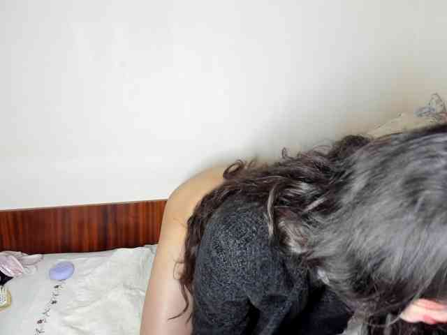 Honeykrisspussy webcam