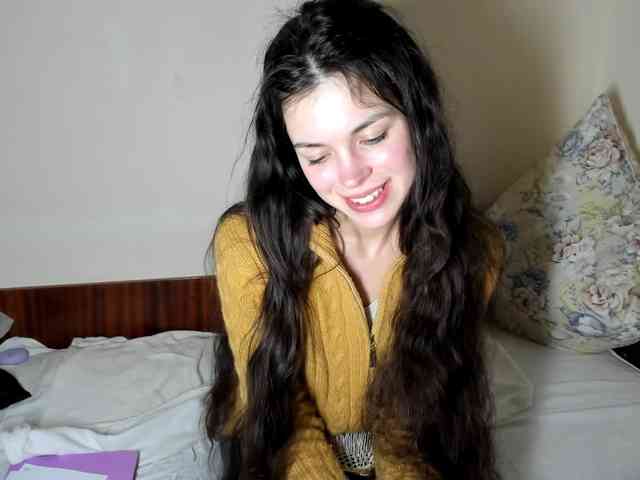 Model: Honeykrisspussy