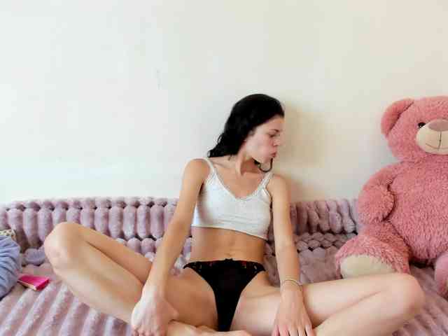 Honeykrisspussy webcam