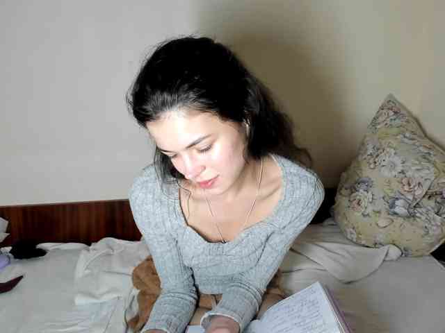 Honeykrisspussy webcam