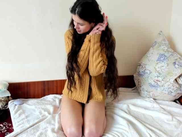 Honeykrisspussy webcam