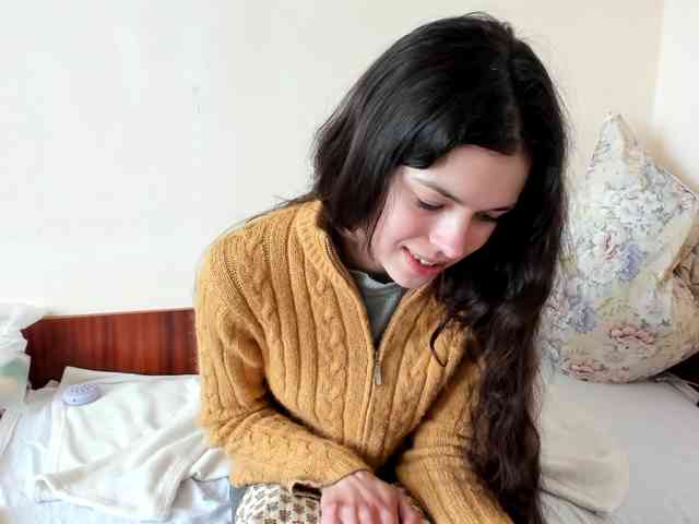 Honeykrisspussy webcam