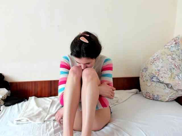 Honeykrisspussy webcam