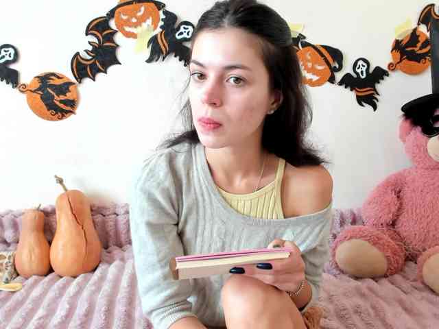 Honeykrisspussy webcam