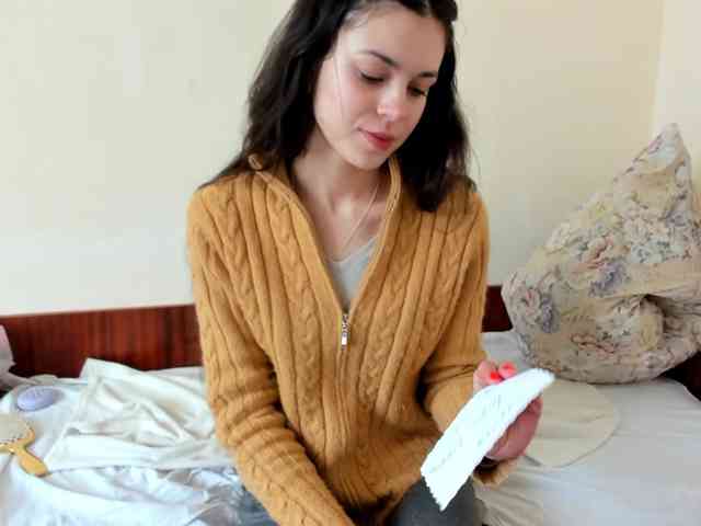 Honeykrisspussy webcam