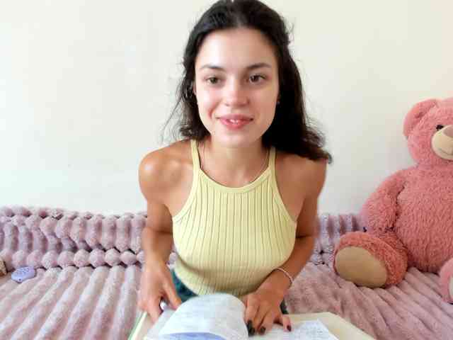Honeykrisspussy webcam