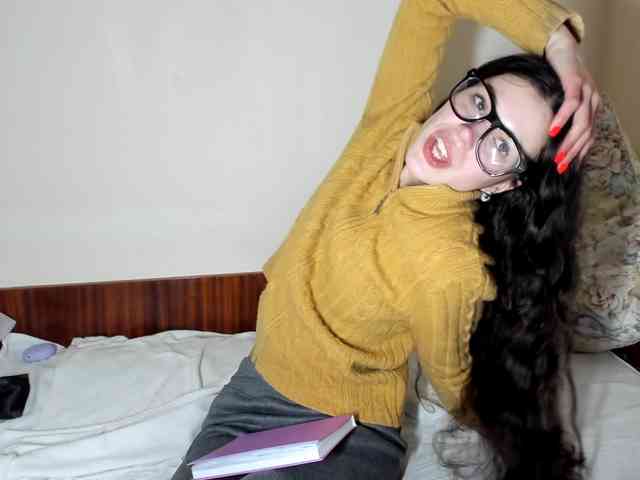 Honeykrisspussy webcam