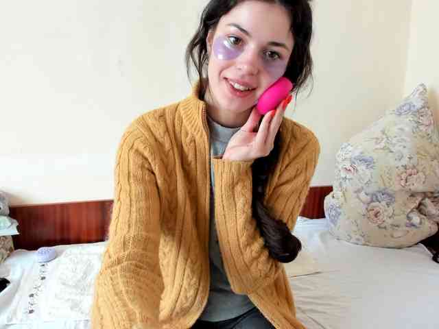 Honeykrisspussy webcam