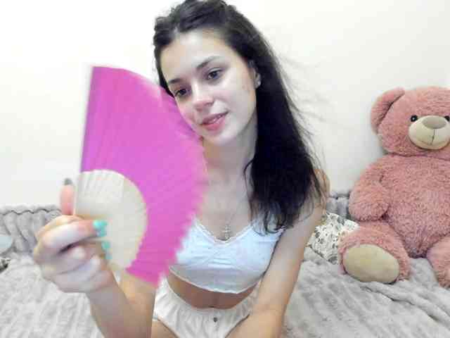 Honeykrisspussy webcam