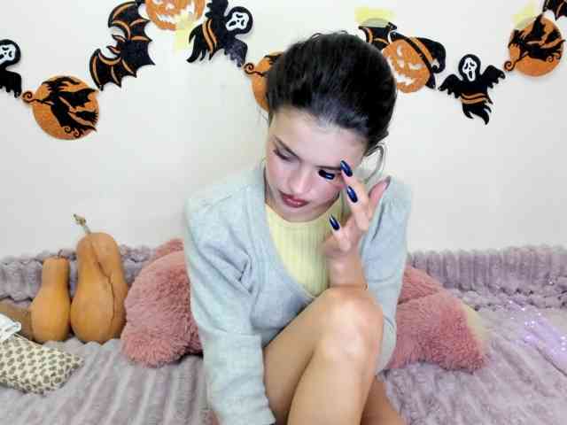 Honeykrisspussy webcam