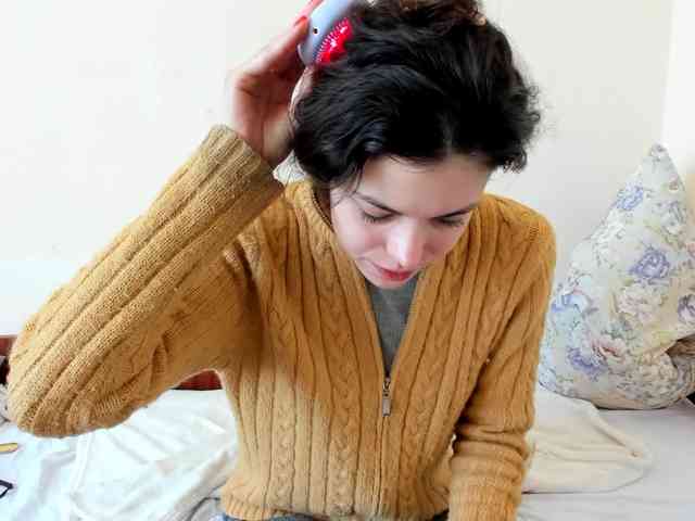 Honeykrisspussy webcam