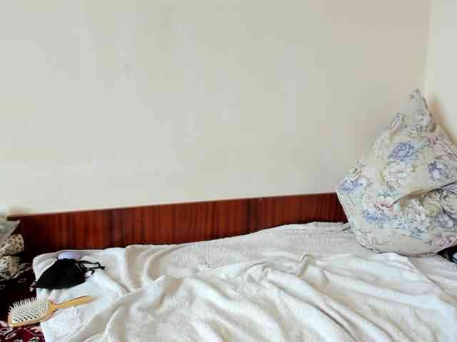 Honeykrisspussy webcam