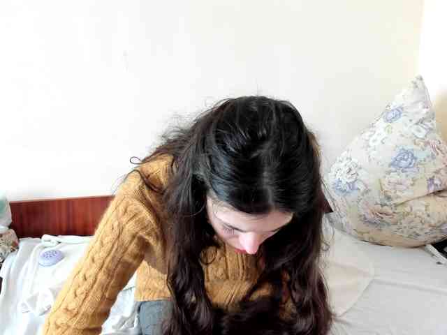 Honeykrisspussy webcam