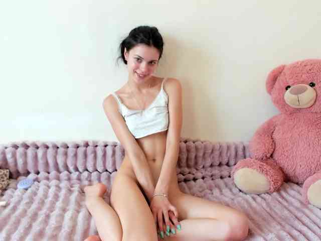 Honeykrisspussy webcam