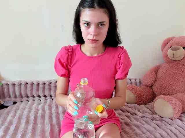 Honeykrisspussy webcam