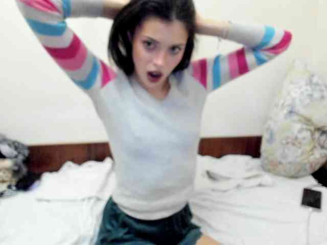 Honeykrisspussy webcam