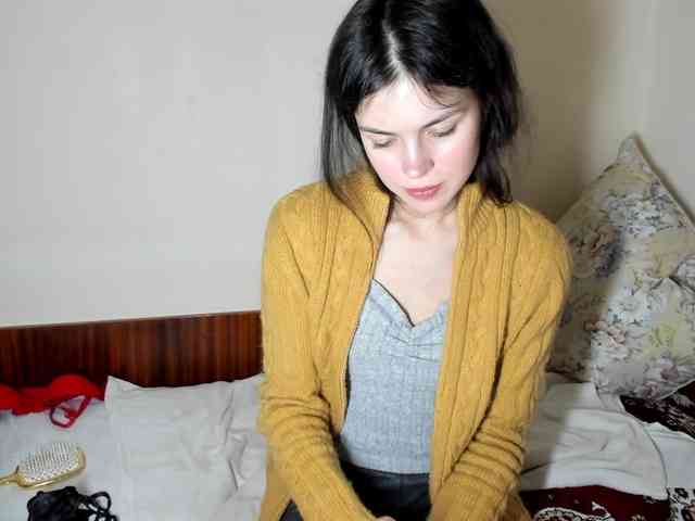 Honeykrisspussy webcam