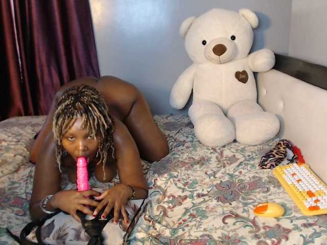 Webcamslut-1 live cam on BongaCams