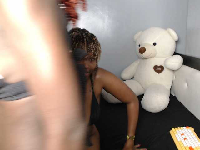 Webcamslut-1 live cam on BongaCams
