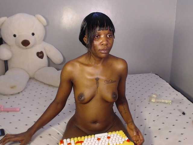 Webcamslut-1 live cam on BongaCams