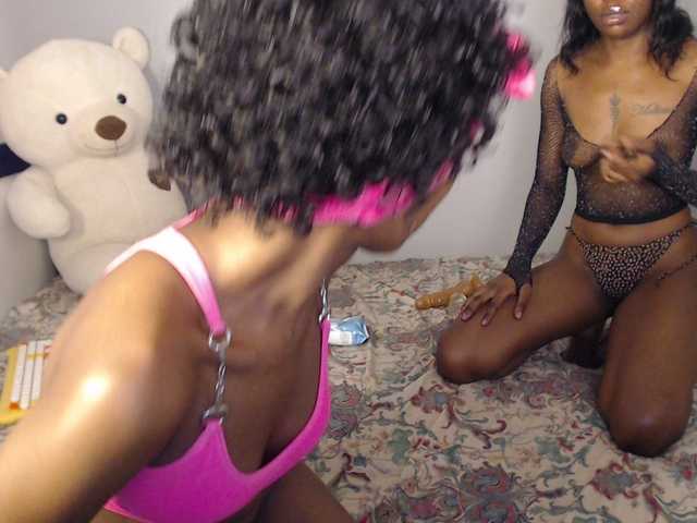 Webcamslut-1 live cam on BongaCams