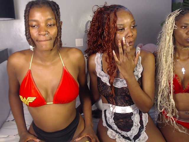 Webcamslut-1 live cam on BongaCams