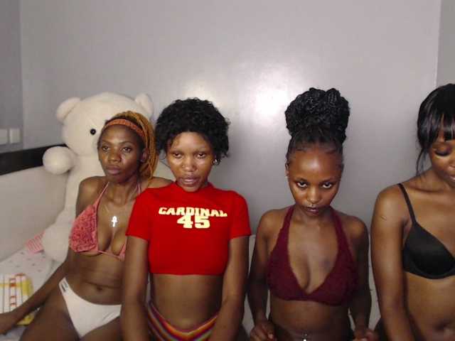 webcamslut-1 live sex show