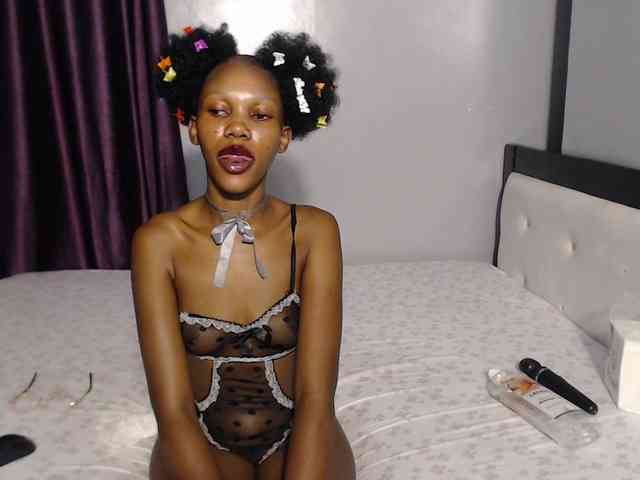 Modèle: Webcamsluts-1