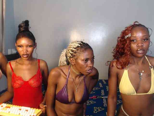 Modèle: Webcamsluts-1