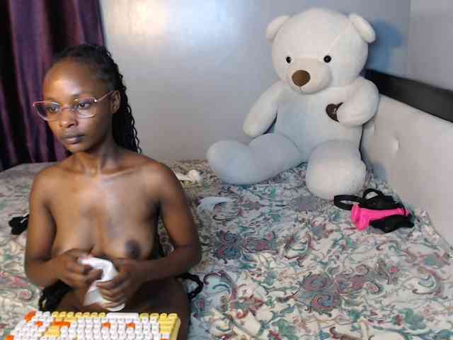 Modèle: Webcamsluts-1