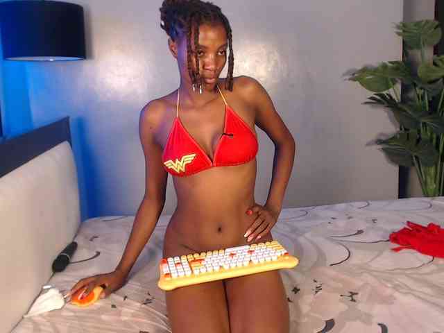 Modèle: Webcamsluts-1